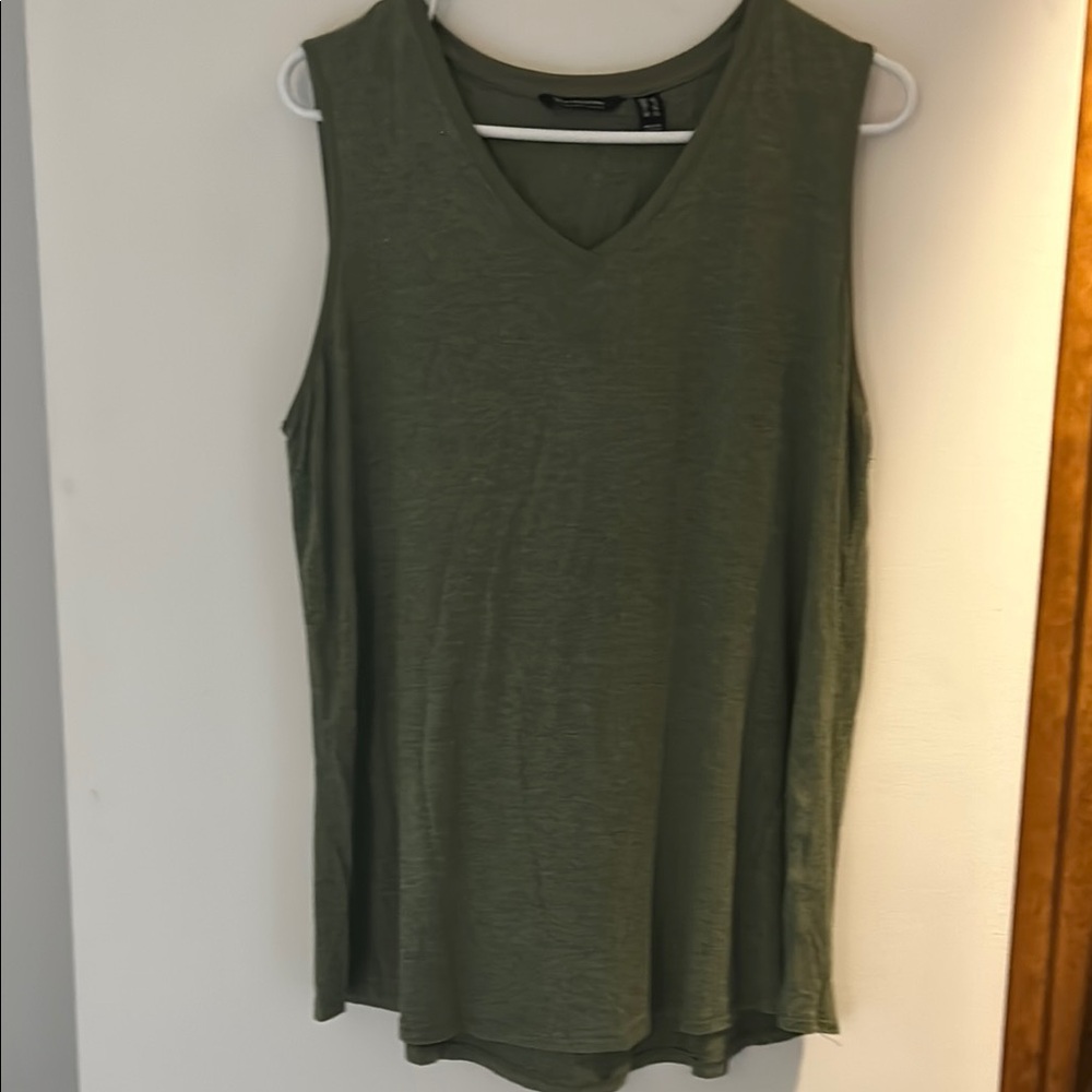 H by Halston Olive Green Sleeveless Tank Top